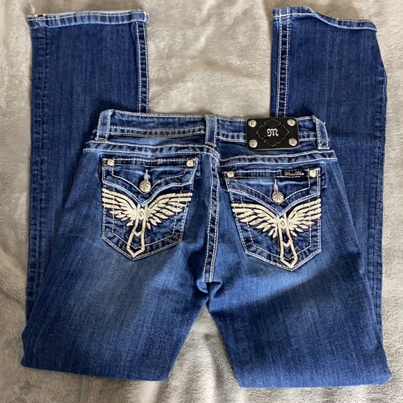 Jeans - Picture 3 of 4